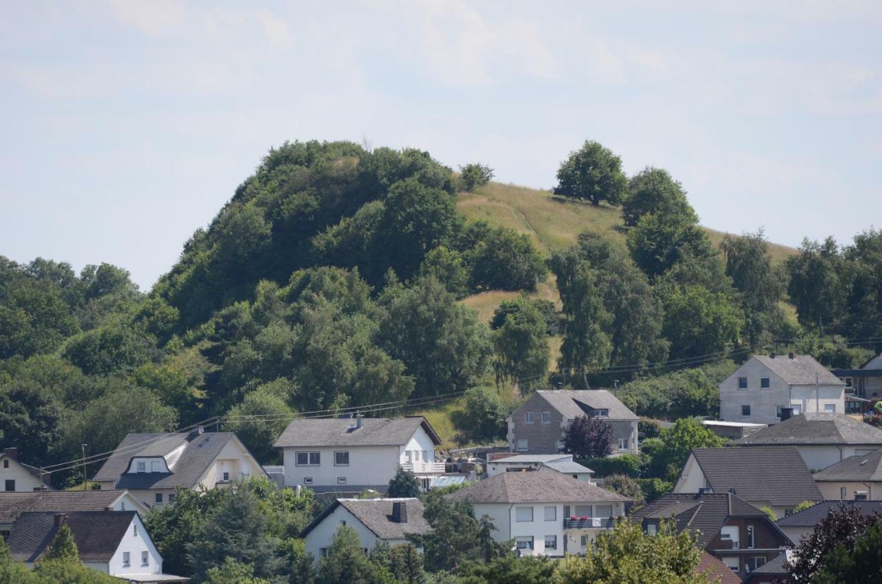 Ferienwohnung Bellerbergblick Ettringen  Luaran gambar
